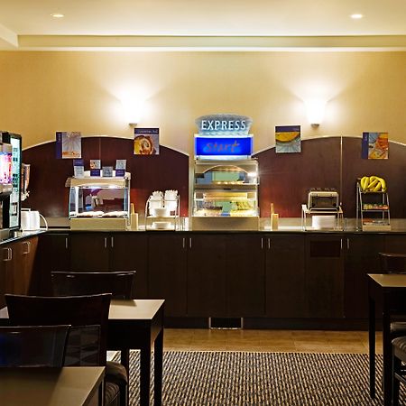 Holiday Inn Express & Suites-Regina-South By Ihg Dış mekan fotoğraf