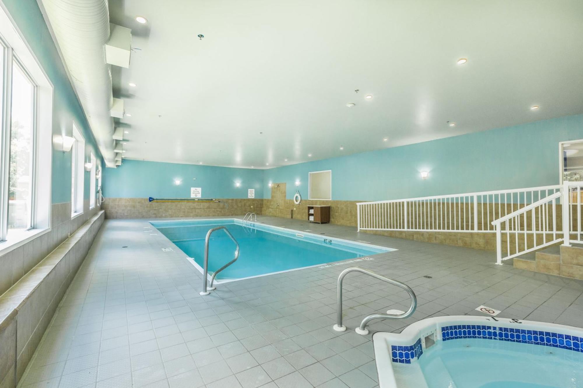 Holiday Inn Express & Suites-Regina-South By Ihg Dış mekan fotoğraf