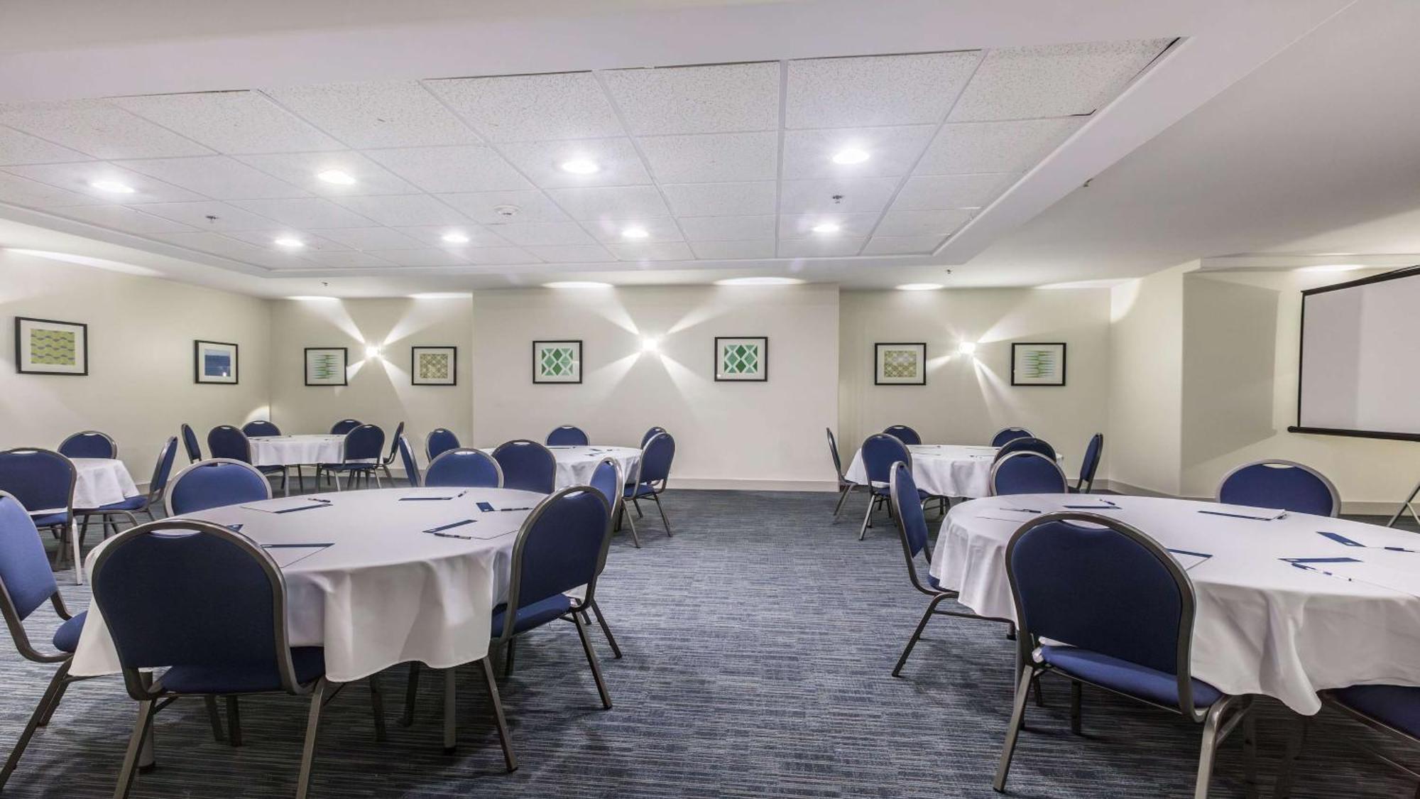 Holiday Inn Express & Suites-Regina-South By Ihg Dış mekan fotoğraf