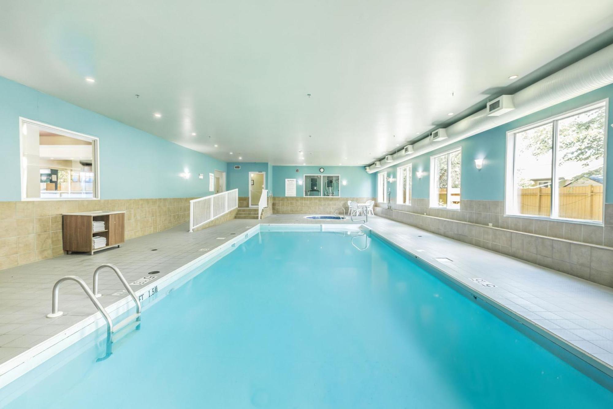 Holiday Inn Express & Suites-Regina-South By Ihg Dış mekan fotoğraf