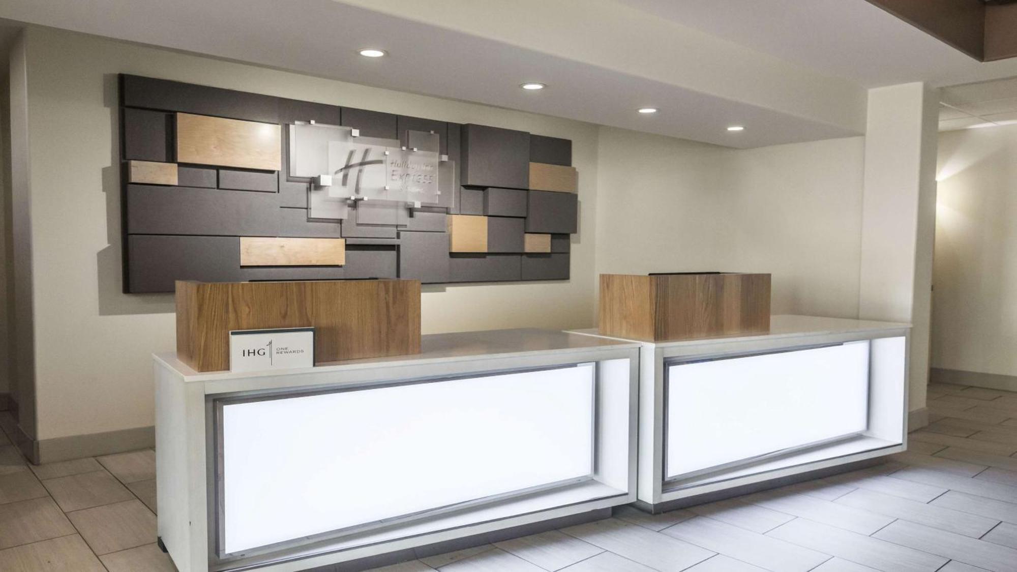 Holiday Inn Express & Suites-Regina-South By Ihg Dış mekan fotoğraf